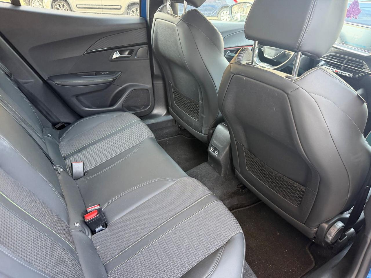 Peugeot 2008 GT 1.2 PureTech 130 #11350
