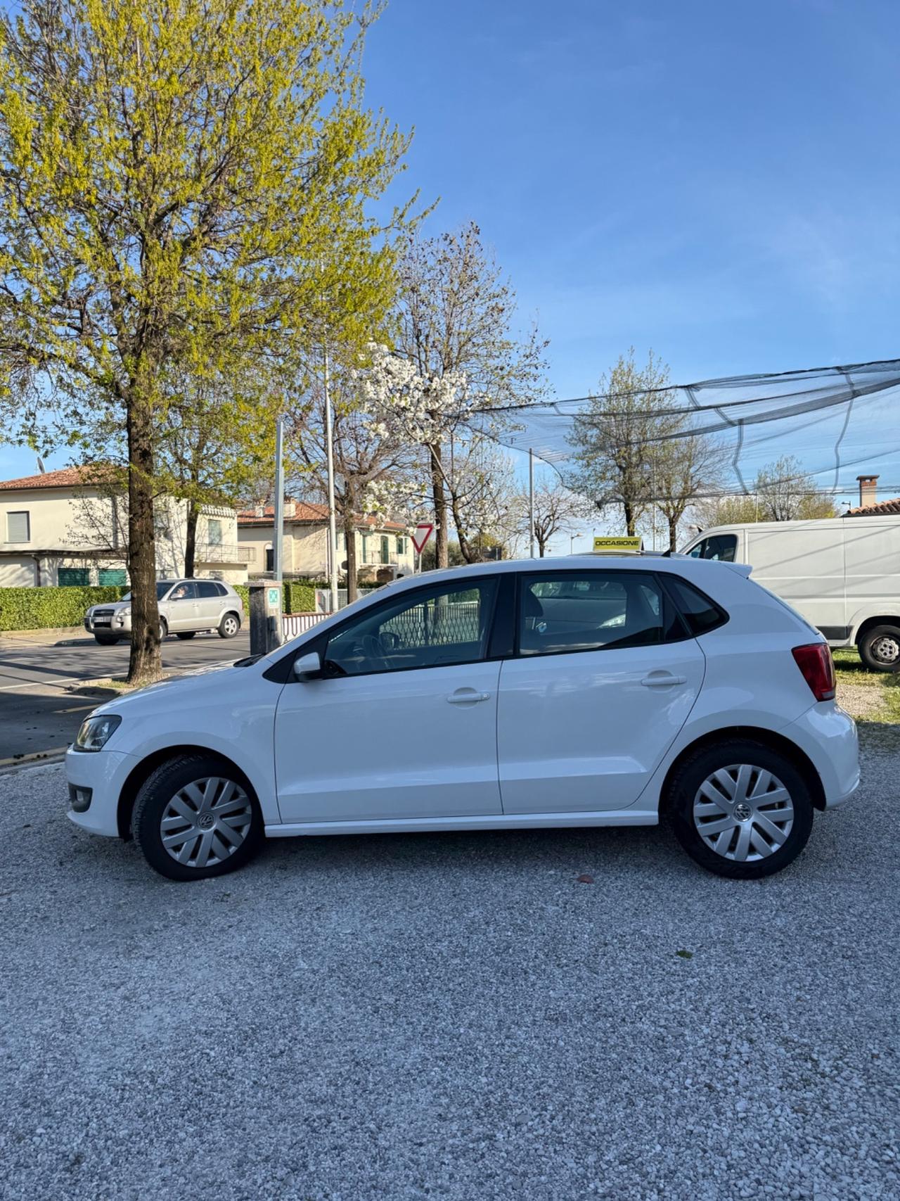 Volkswagen Polo 1.6 TDI DPF 5 porte Comfortline ok neopatentati