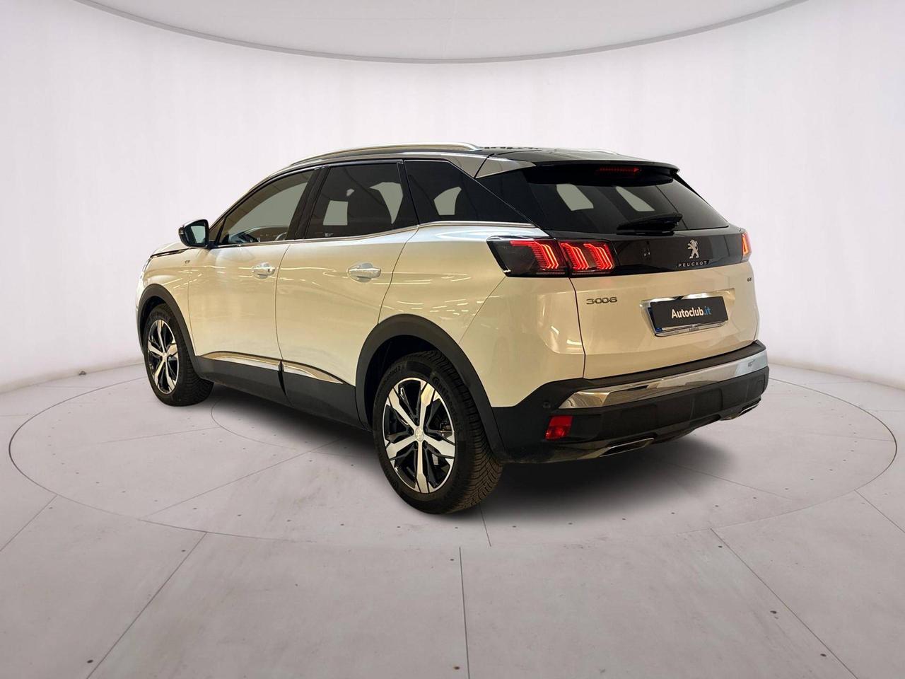 Peugeot 3008 1.5 bluehdi GT Pack 130cv