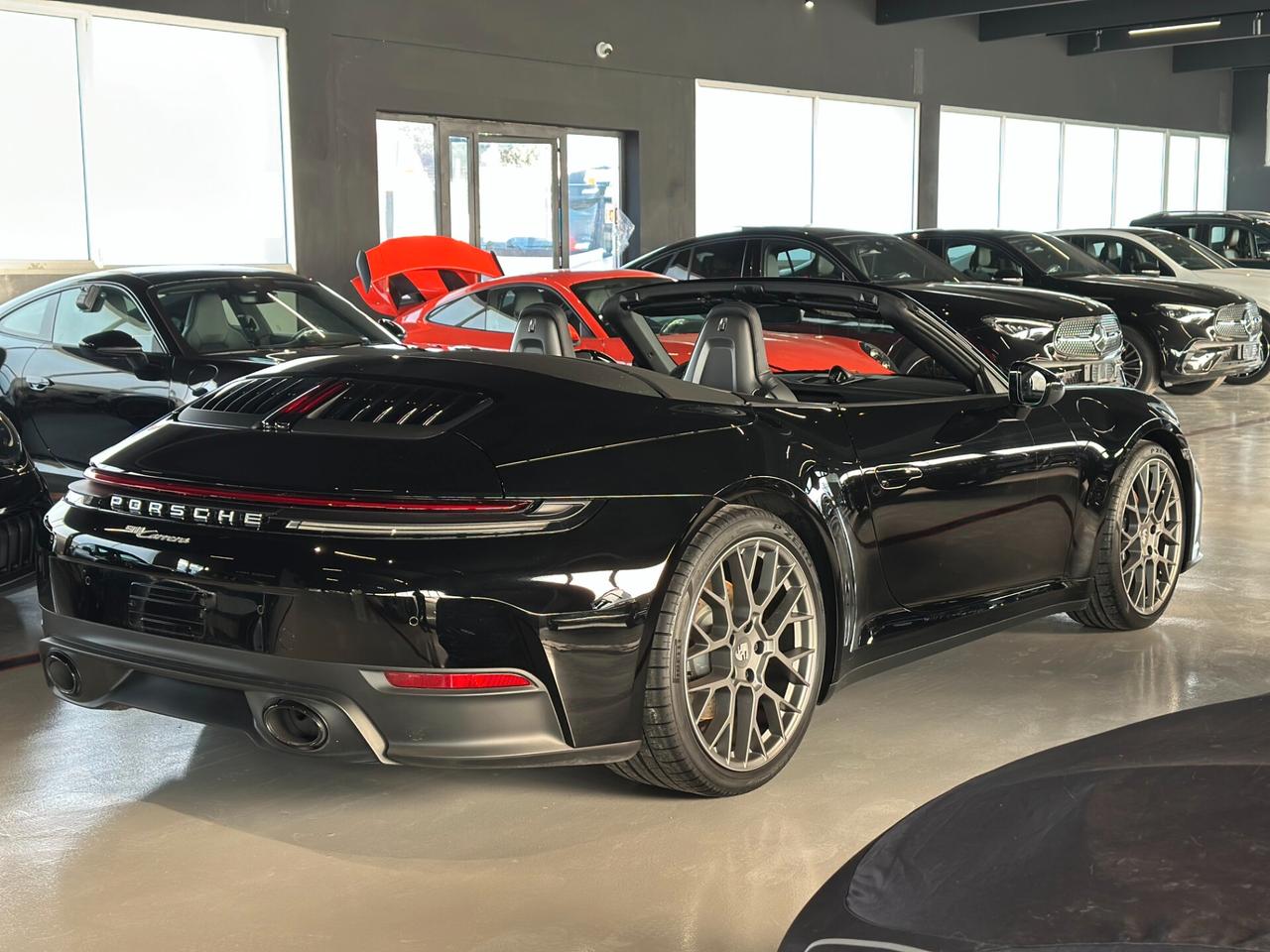 Porsche 911 992 Cabrio 3.0 Carrera 394cv auto