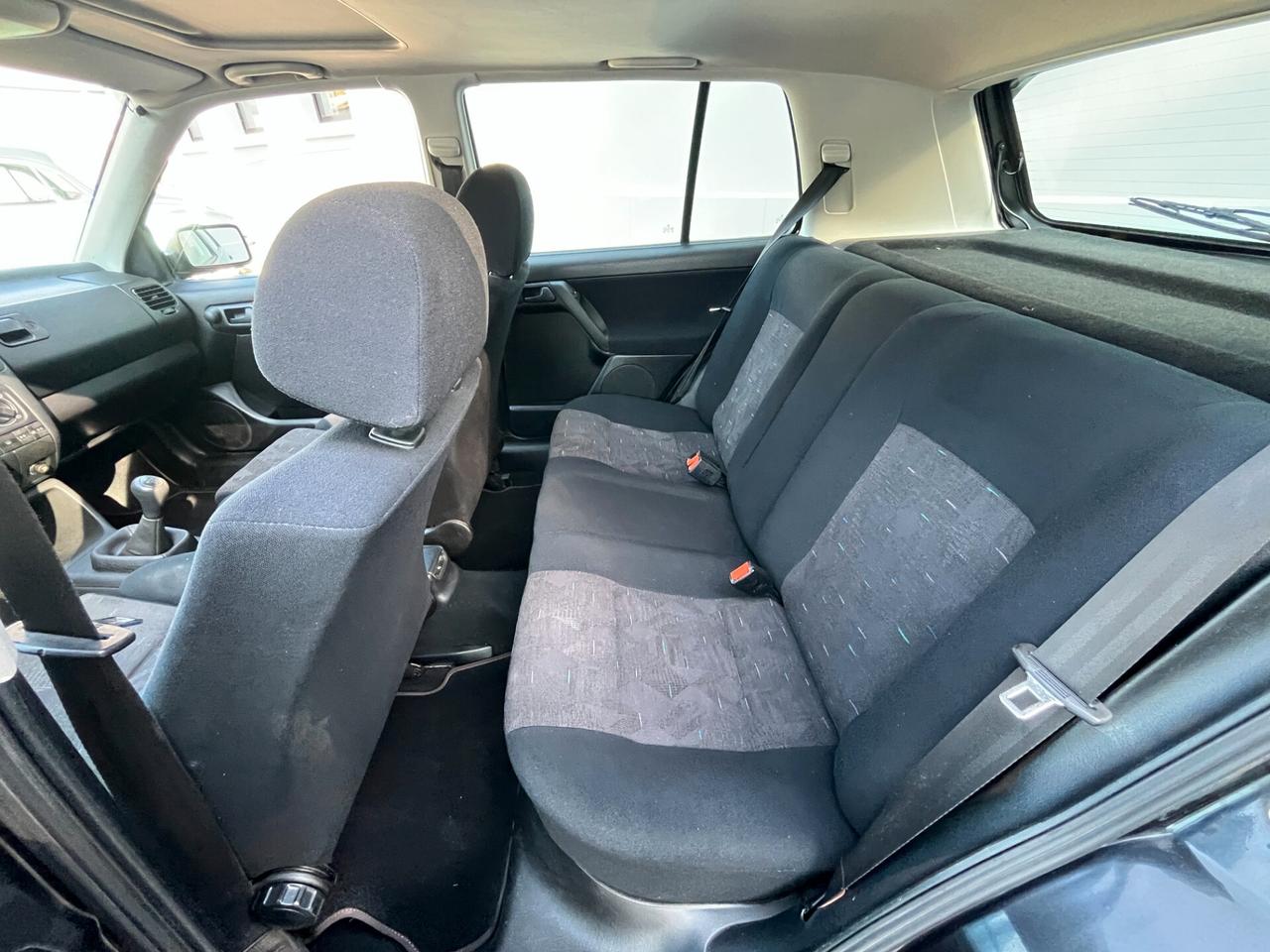 Volkswagen Golf 2.0 16V cat 5 porte GTI