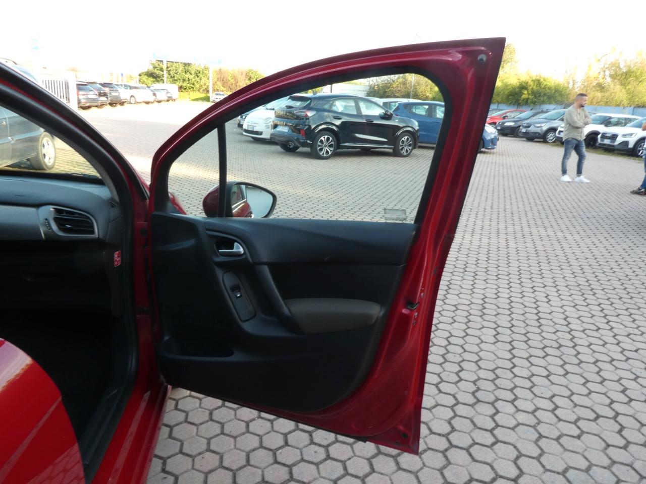 Citroen C3 1.2 VTi 82 Exclusive ok neopatentati
