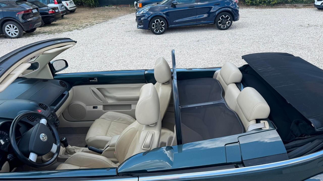 Volkswagen New Beetle 1.8 T 20V Cabrio
