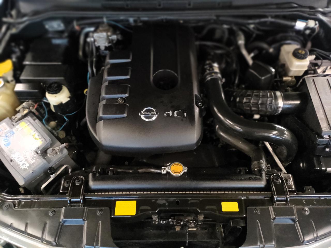 Nissan Navara 2.5 dCi 4p Double Cab LE