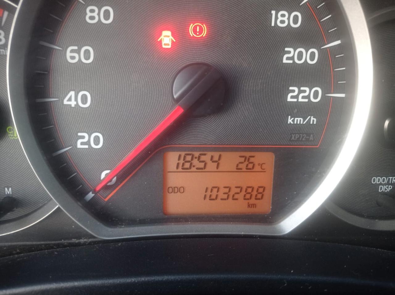 Toyota Yaris 1.0 5 porte Lounge -2012
