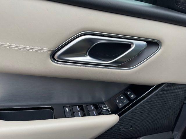 LAND ROVER Range Rover Velar 3.0D I6 4DW 300CV R-DYNAMIC HSE GANCIO TRAINO ELET