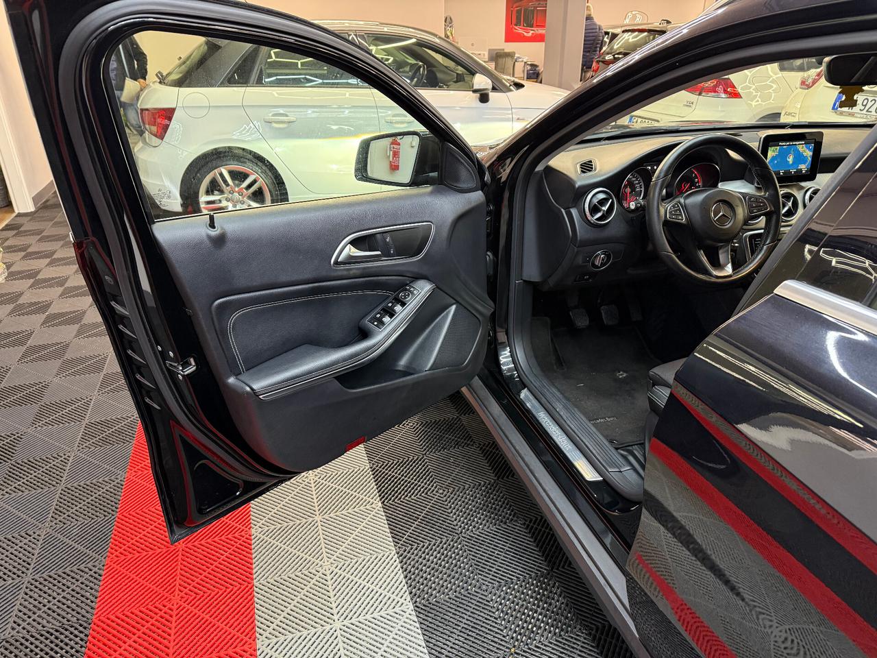 Mercedes-benz GLA 180 d - FABIANOAUTO