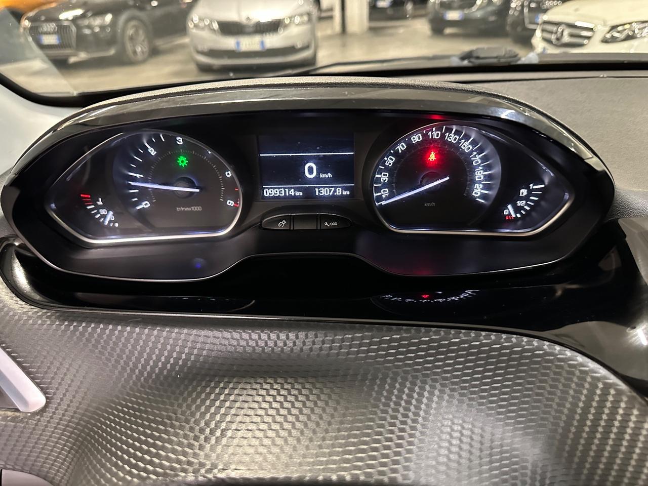 Peugeot 208 BlueHDi 75 5 porte Allure Neopatentati