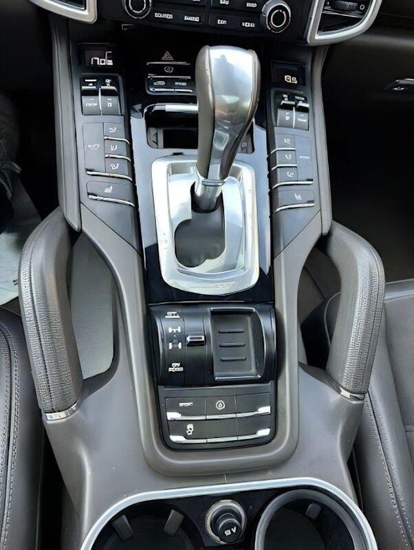 Porsche Cayenne Cayenne 3.0 Diesel