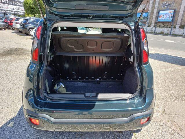 FIAT New Panda 1000 HYBRID CROSS 70CV CARPLAY PDC ITALIA