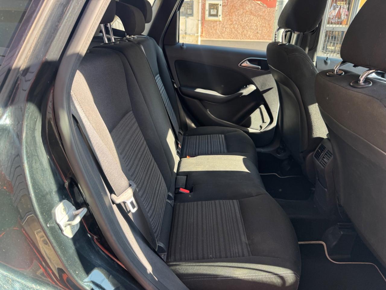 Mercedes-benz B 180 CDI BlueEFFICIENCY Premium