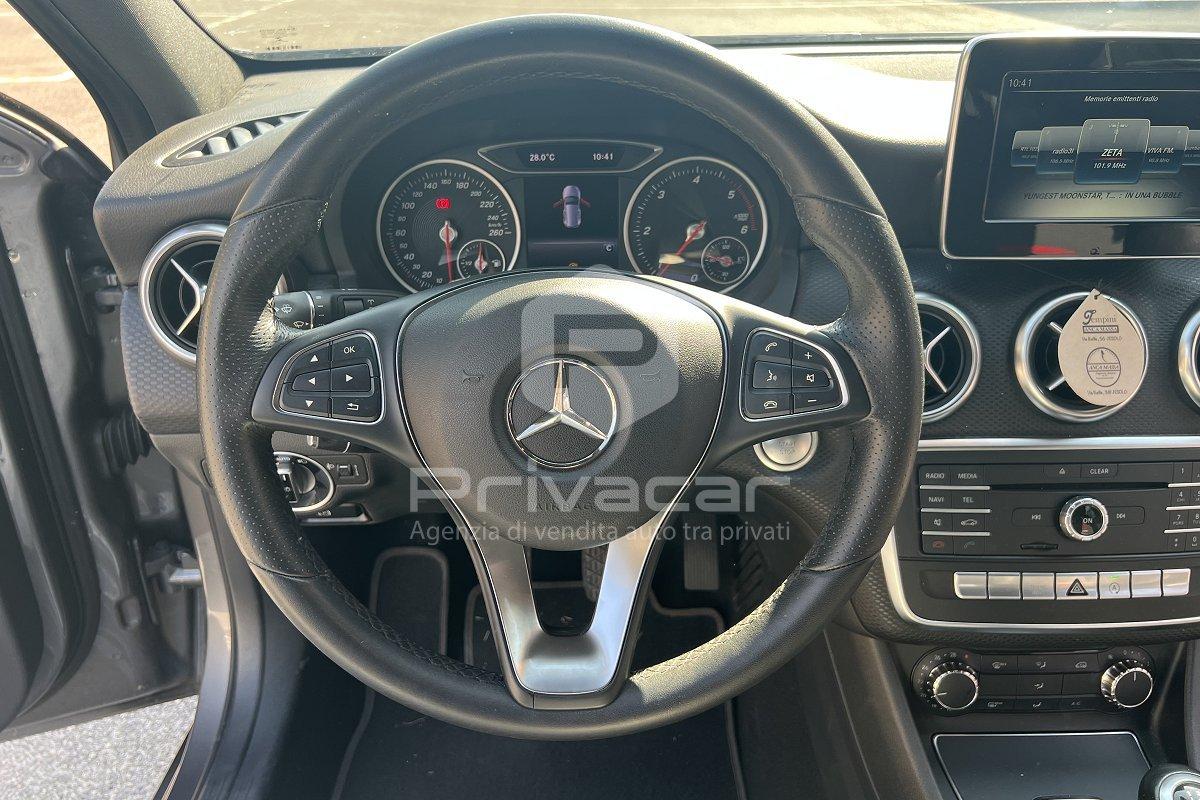 MERCEDES A 180 d Premium