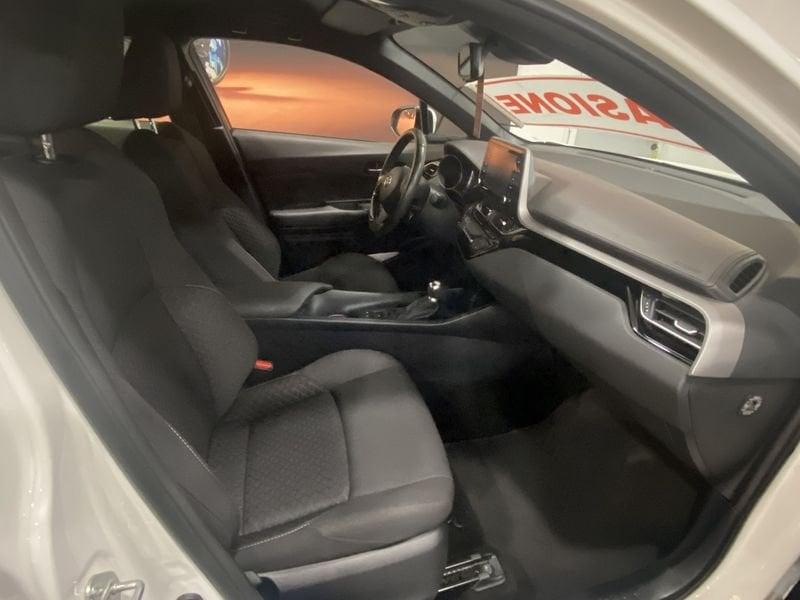 Toyota C-HR C-HR 1.8h Active e-cvt