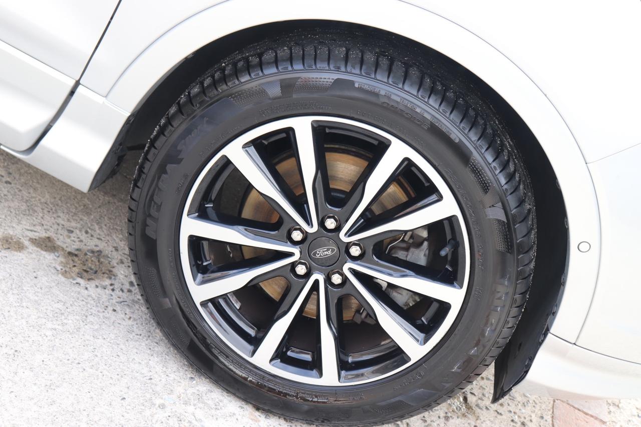 Ford Kuga 1.5 TDCI 120 CV S&S 2WD ST-Line