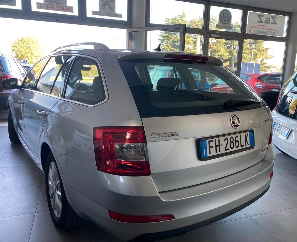 SKODA OCTAVIA 1.4 TSI DSG 110CV Metano/Benzina anno 2017