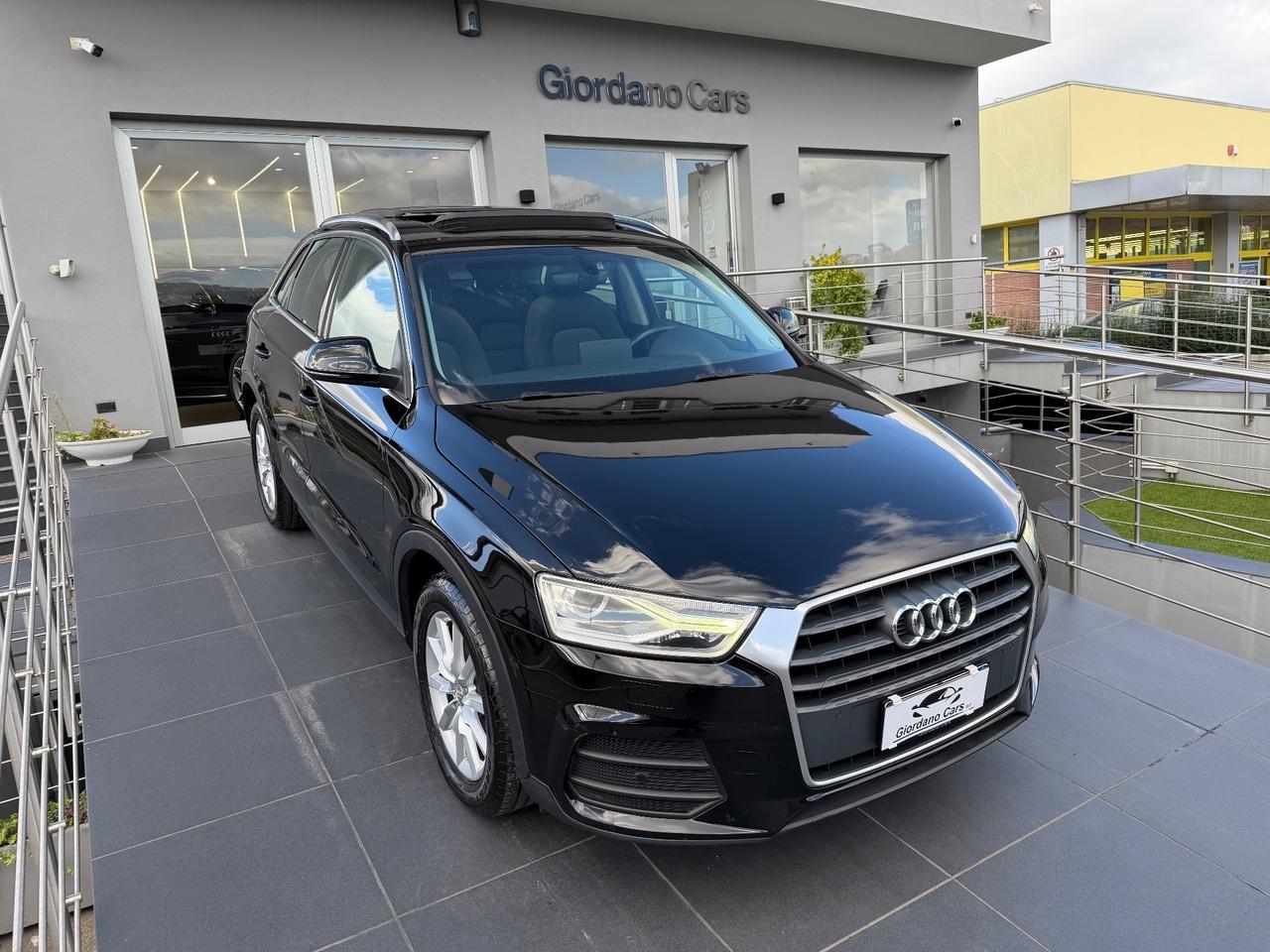 Audi Q3 2.0 TDI 120 CV S tronic Design tetto apribile
