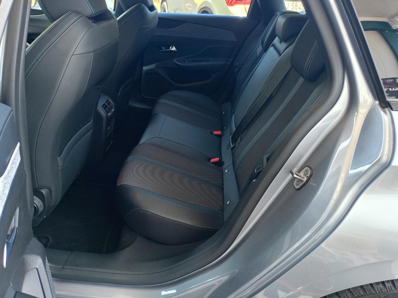 Peugeot 308 BlueHDi 130 S&S EAT8 Allure Pack