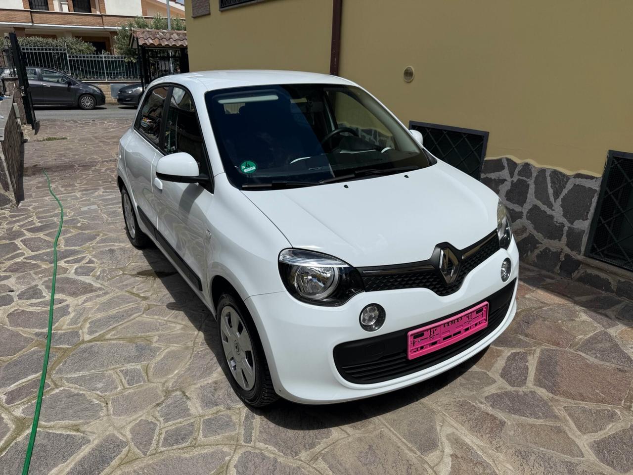 Renault Twingo euro 6 90000 km garanzia permute