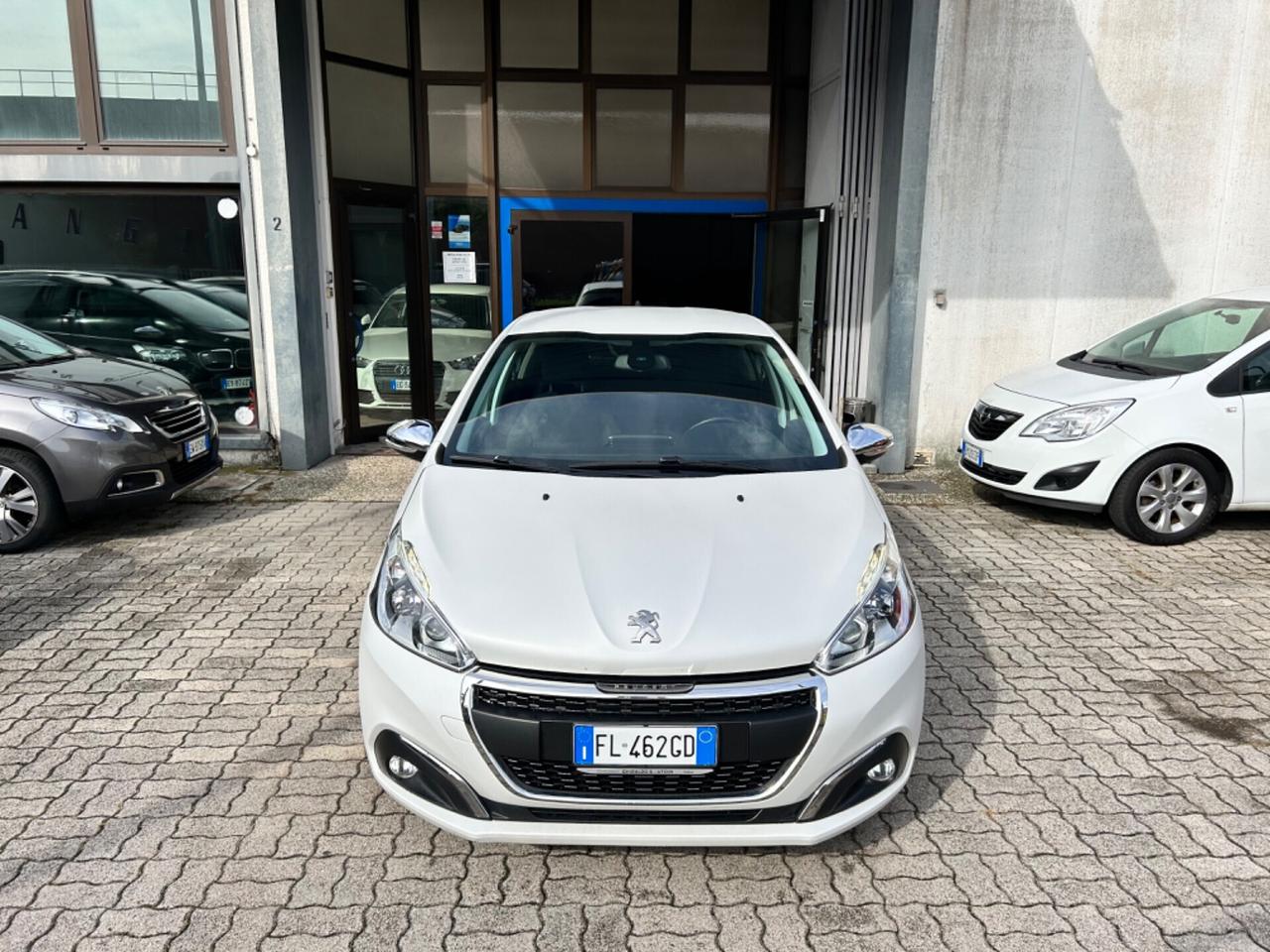 Peugeot 208 1.6 BlueHDi CV75 BIANCO OPACO Allure