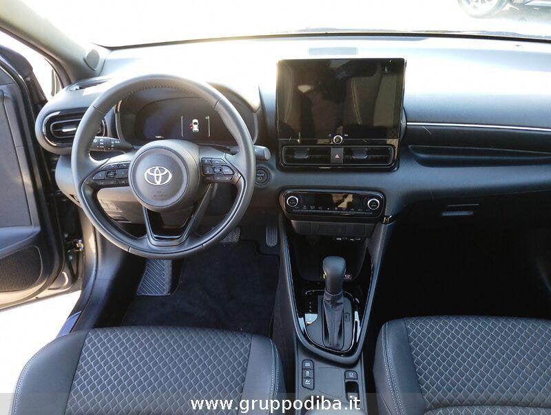 Toyota Yaris IV 2020 1.5h 130 Lounge