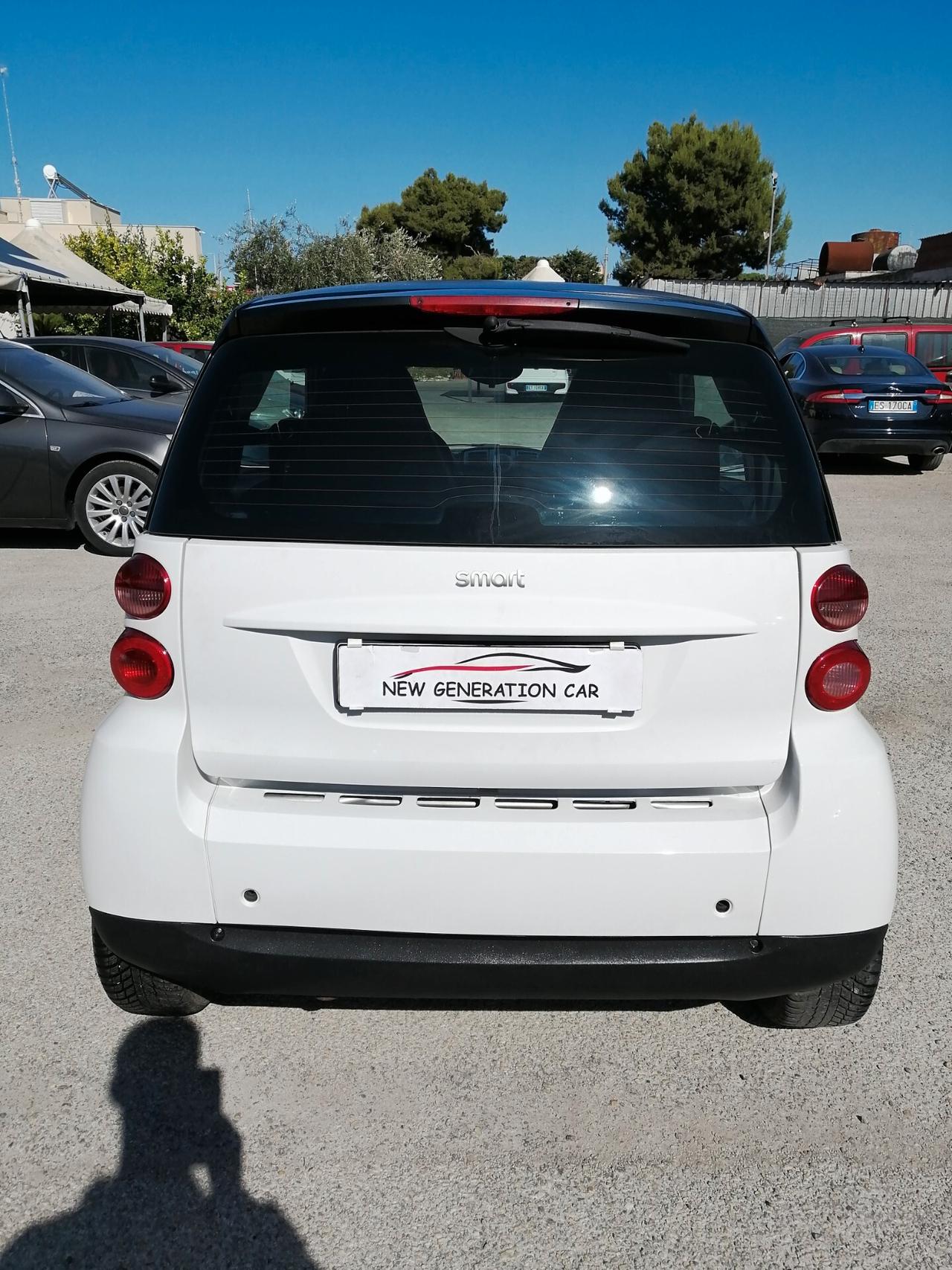 Smart ForTwo 1000 62 kW coupé passion