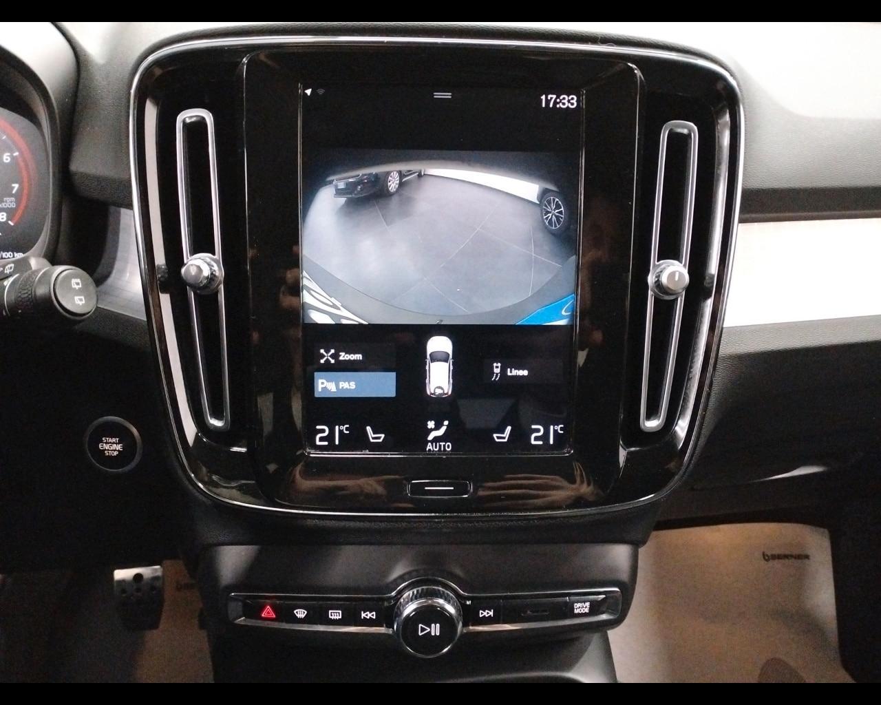 VOLVO XC40 (2017-->) XC40 T2 Business