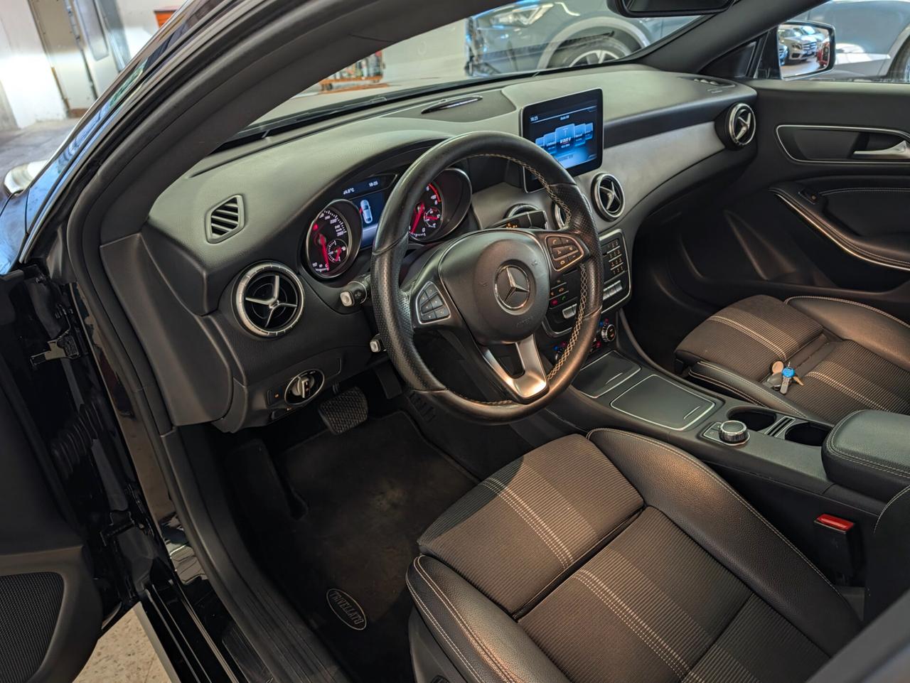 Mercedes-benz CLA 200 d 4Matic Automatic Sport