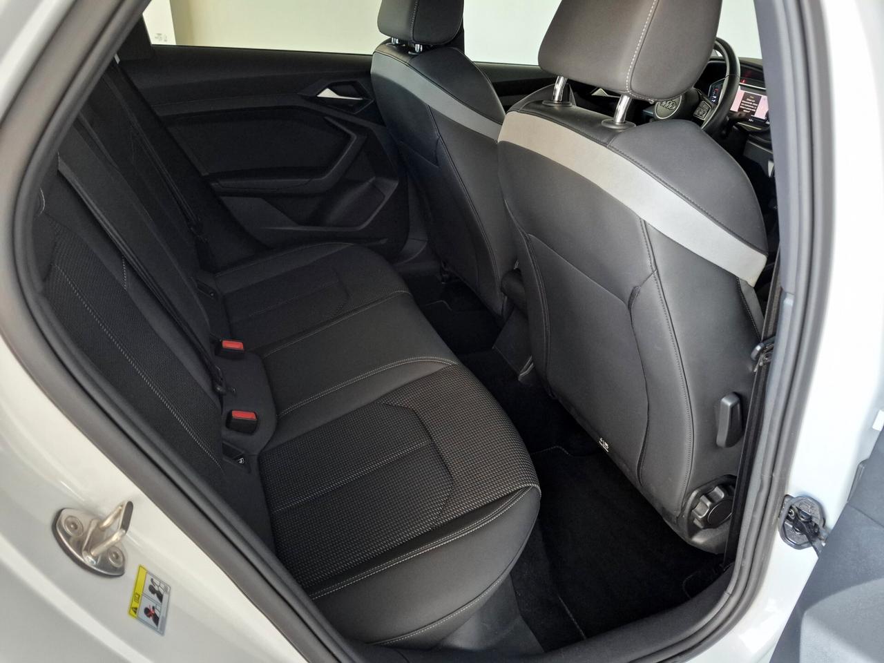 Audi A1 SPORTBACK 1.5 TFSI S TRONIC S LINE LED NAVI PELLE