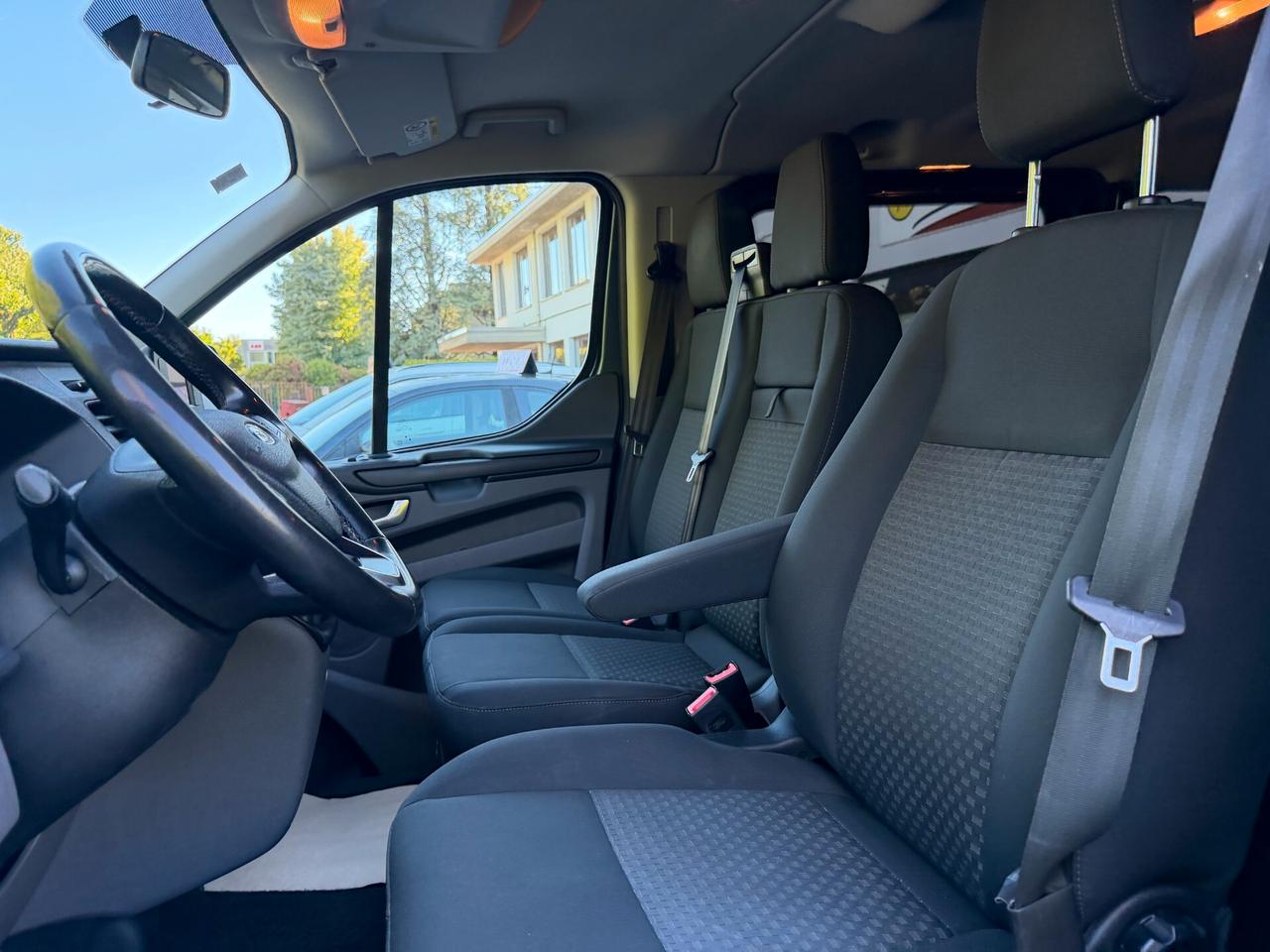 Ford Transit Custom 320 2.0 PL Combi Trend