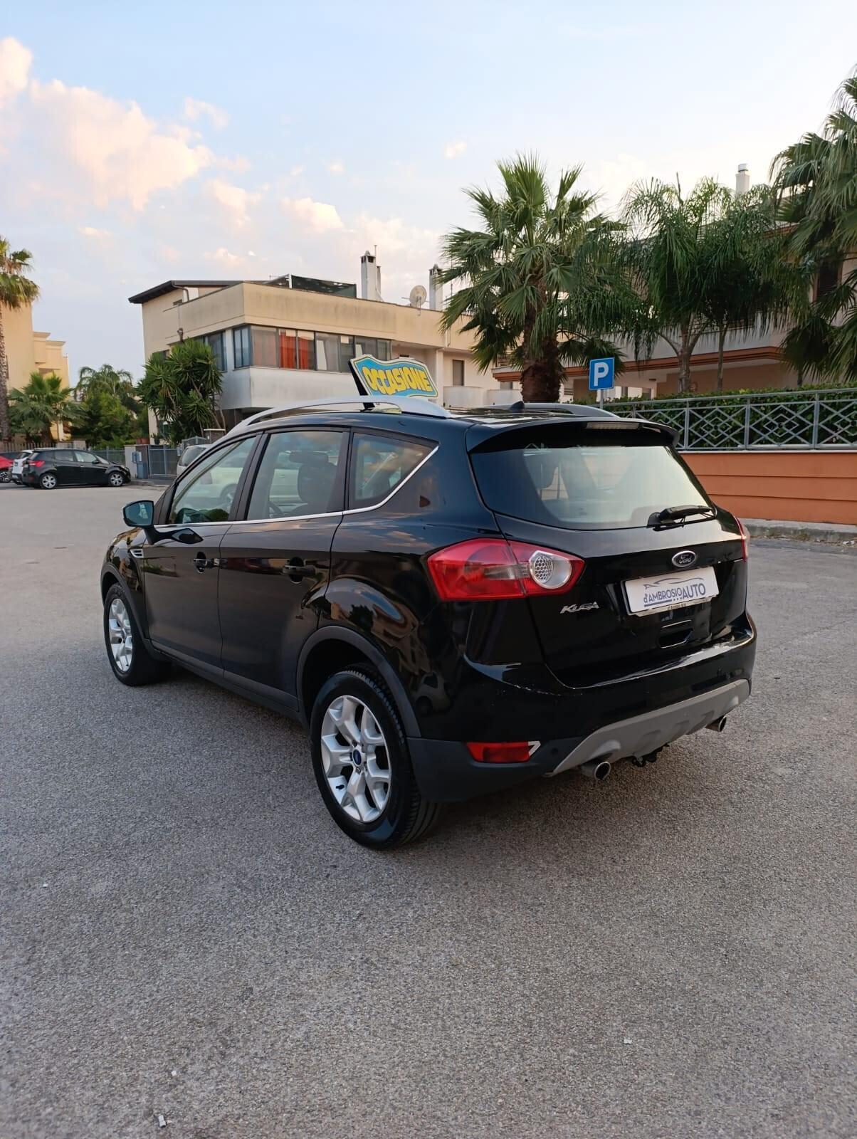 Ford Kuga 2.0 TDCi 140 CV 2WD Titanium Gancio Traino
