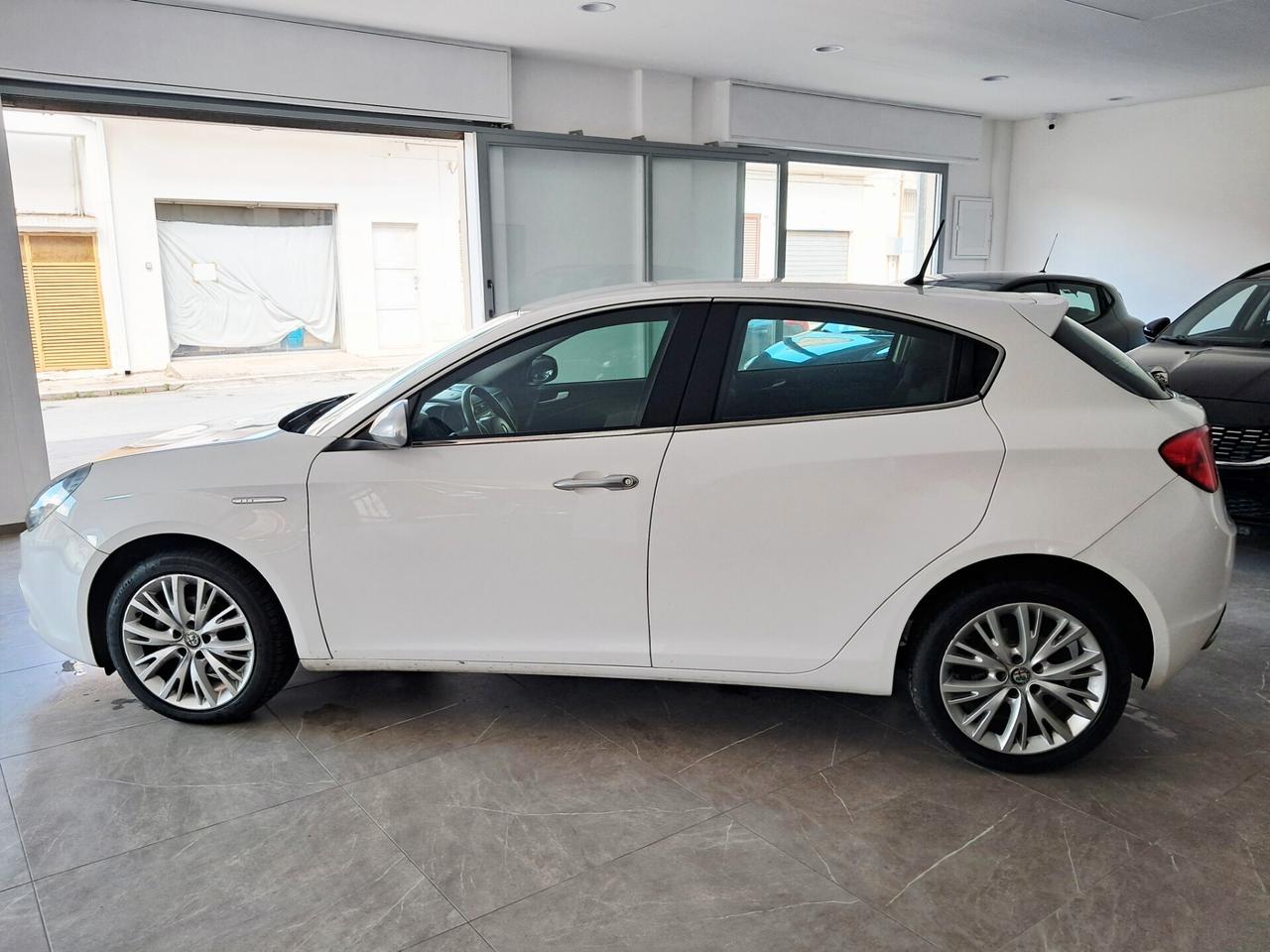 Alfa Romeo Giulietta 1.6 JTDm-2 120 CV