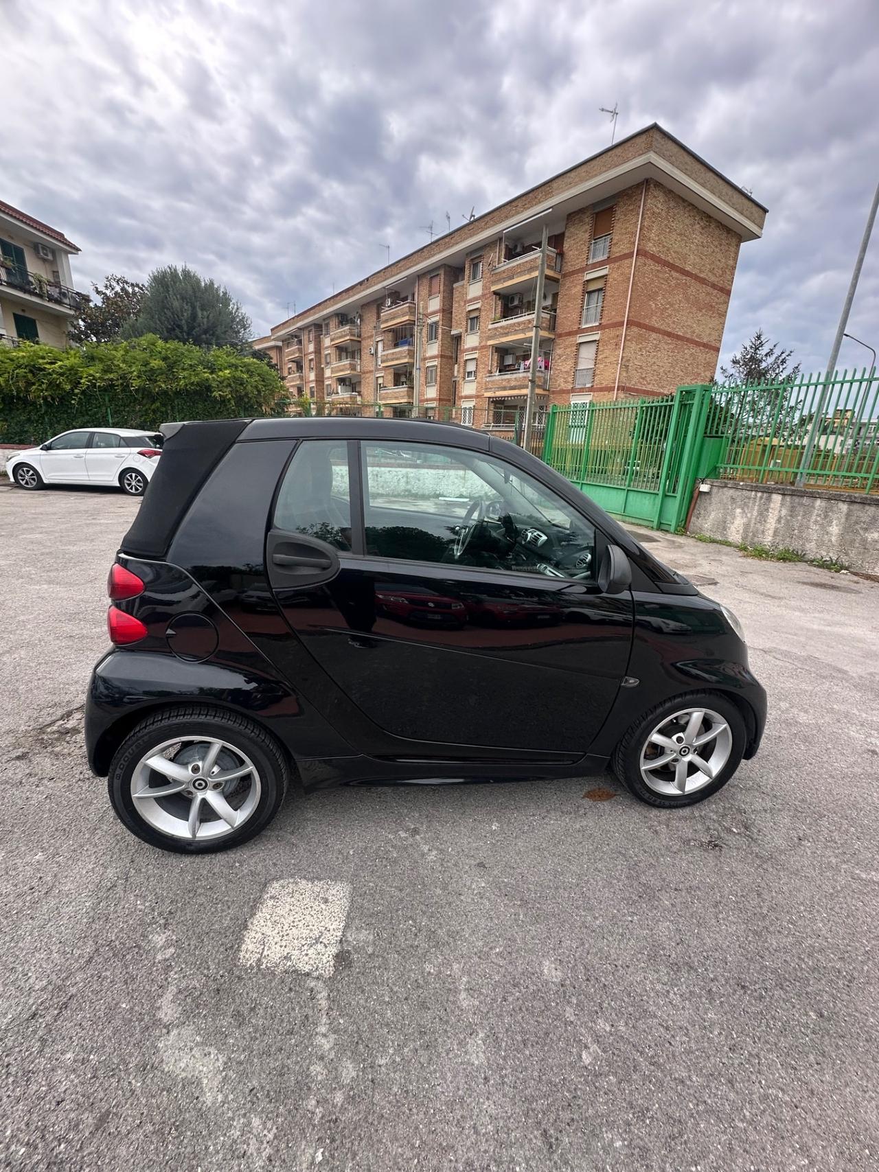 Smart ForTwo 800 40 kW cabrio passion cdi