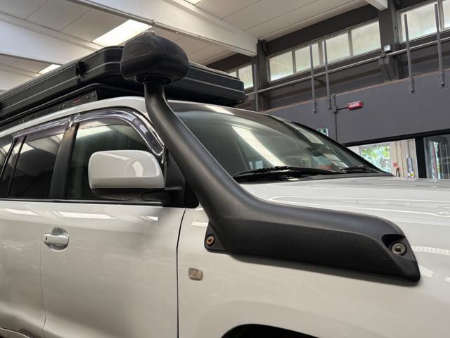 TOYOTA Land Cruiser TROPICALE GX V8 manual