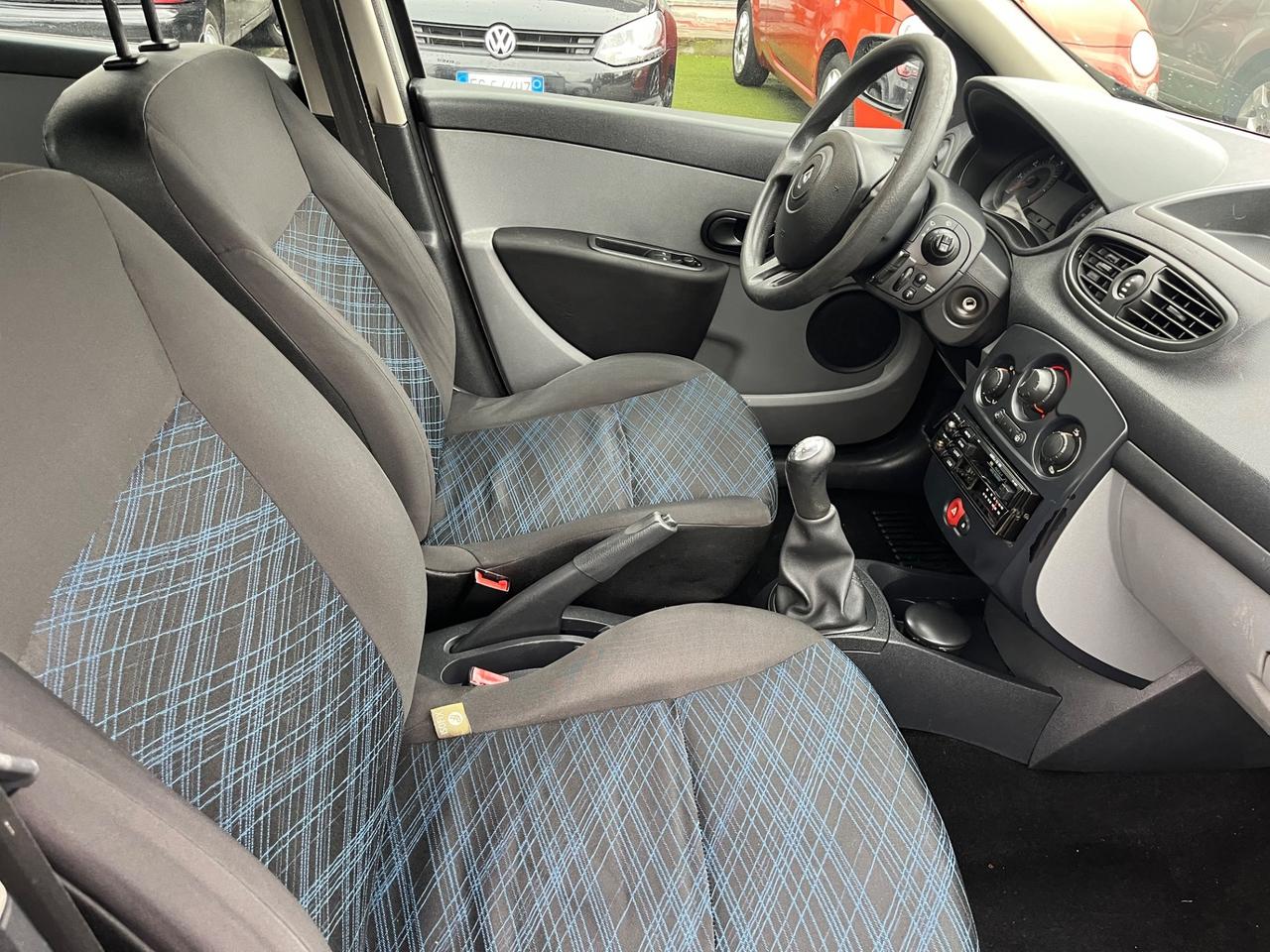 Renault Clio 1.2 16V 5 porte Luxe