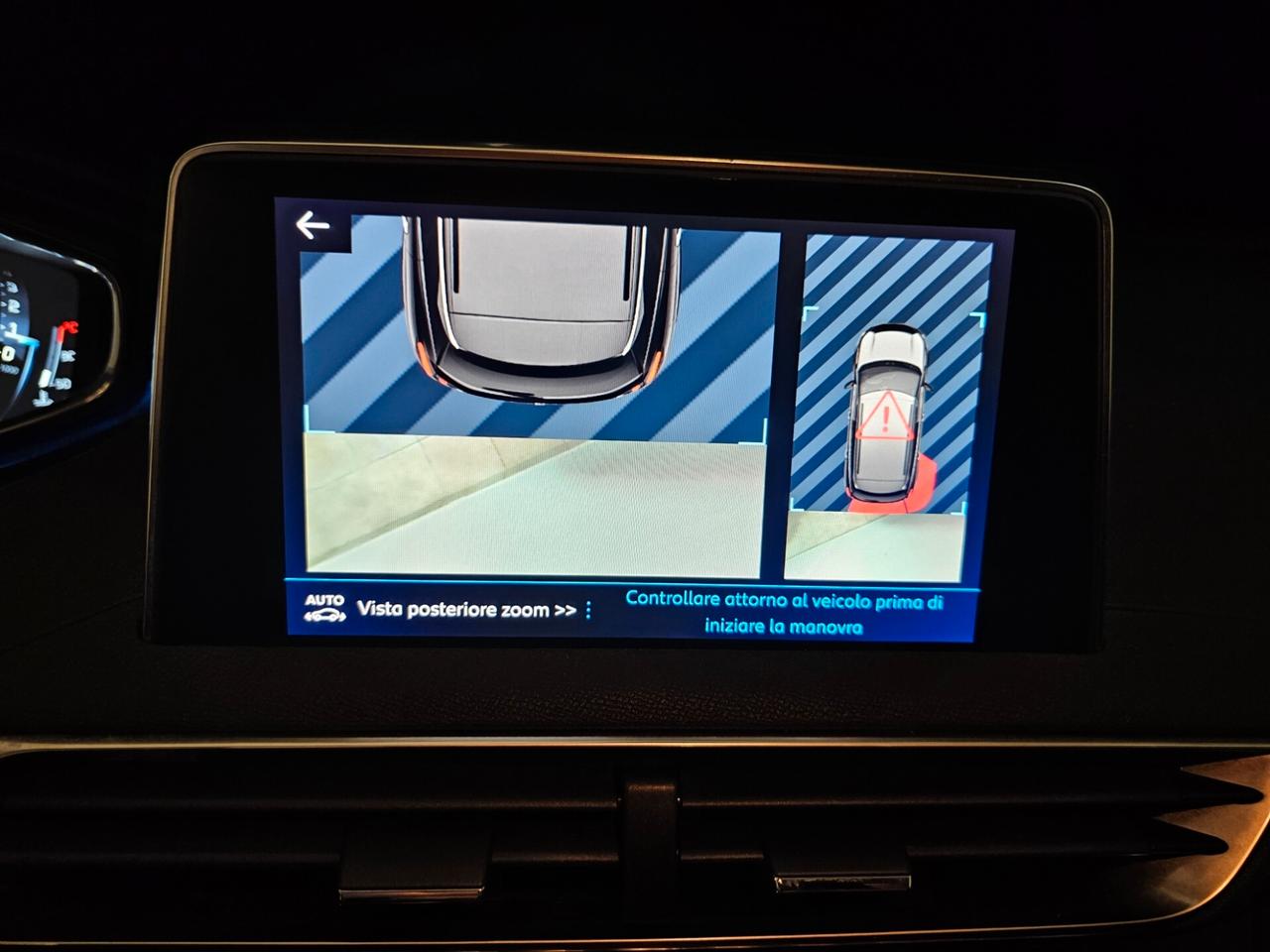 Peugeot 3008 BlueHDi 130 S&S EAT8 Business