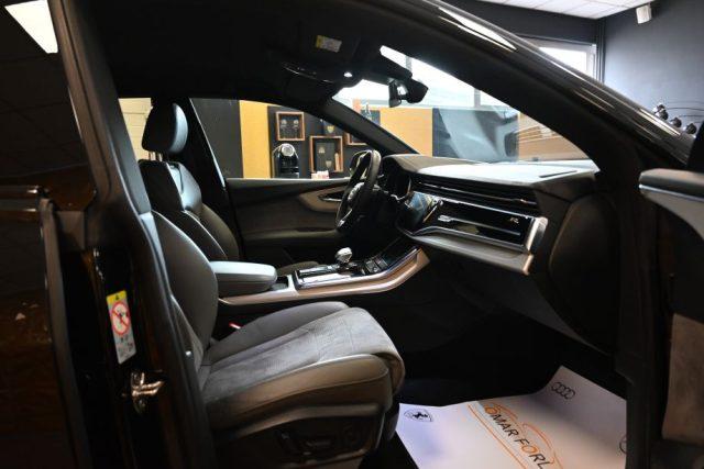 AUDI Q8 55 TFSI Q.TIP.SPORT ATT.2XS-LINE BLACKLINE 22"FULL