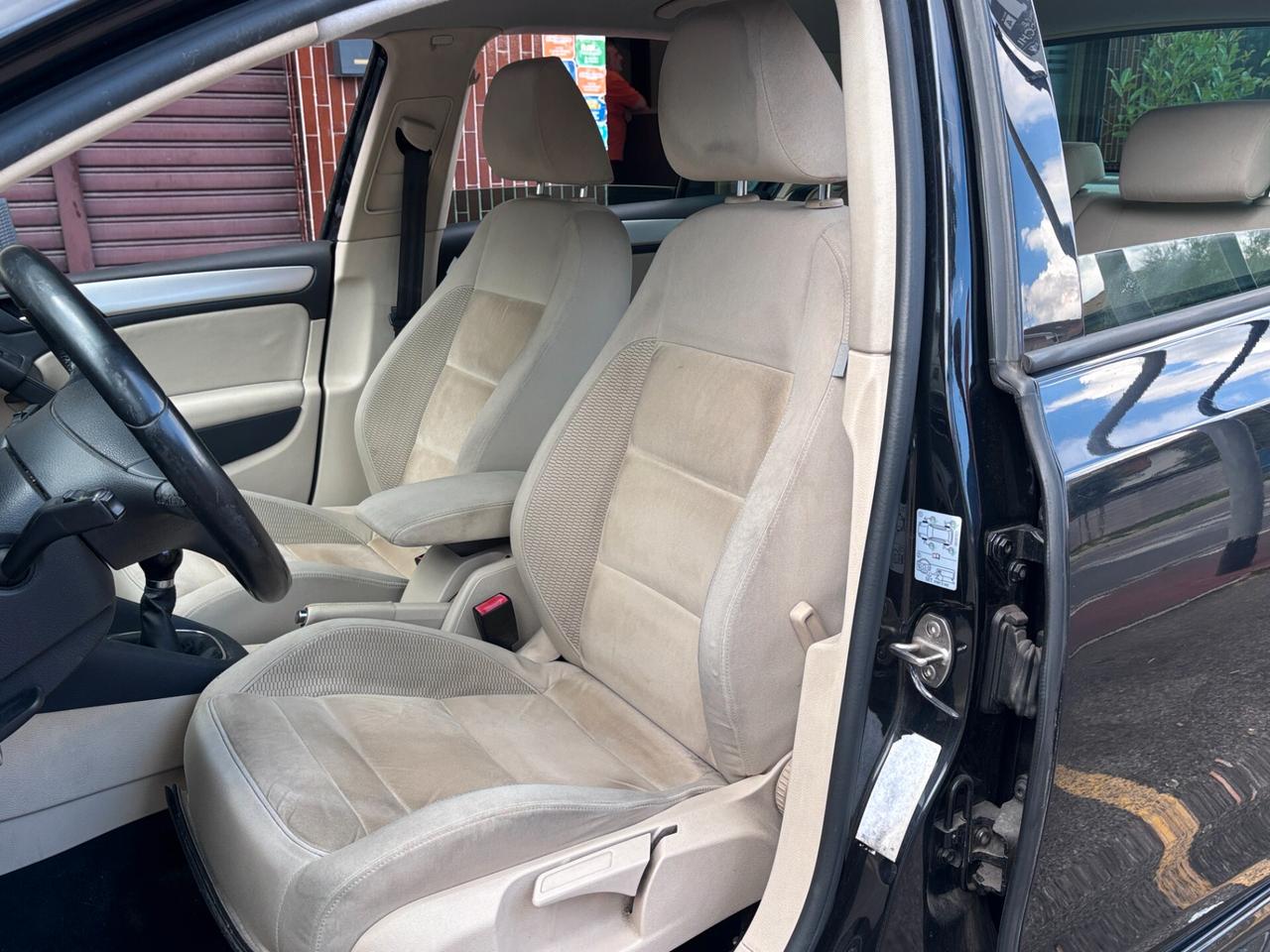 Volkswagen Golf 2.0 TDI 140CV DPF 5p. Highline