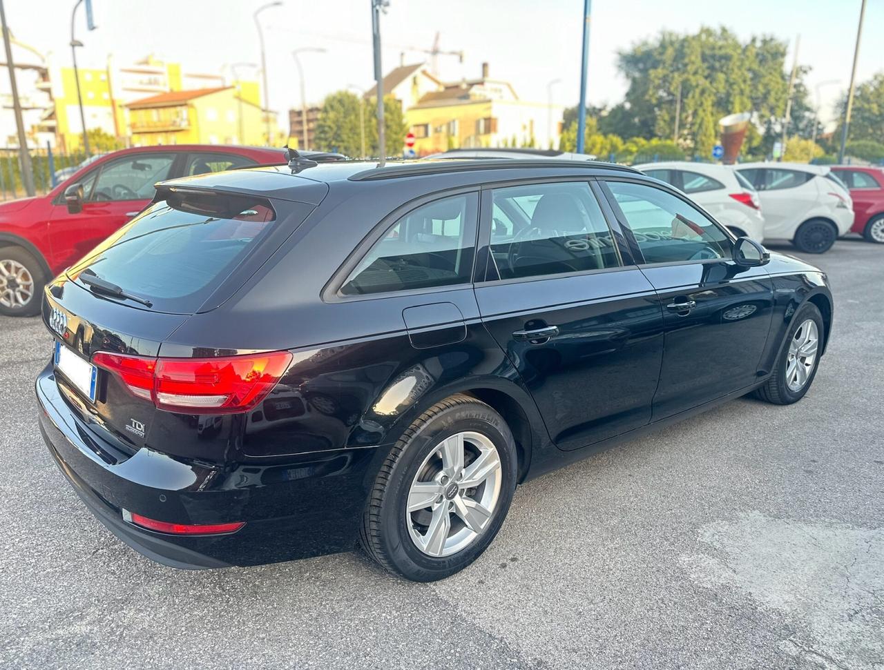 Audi A4 Avant 2.0 TDI 150 CV Sport cockpit virtual clima 3 zona led