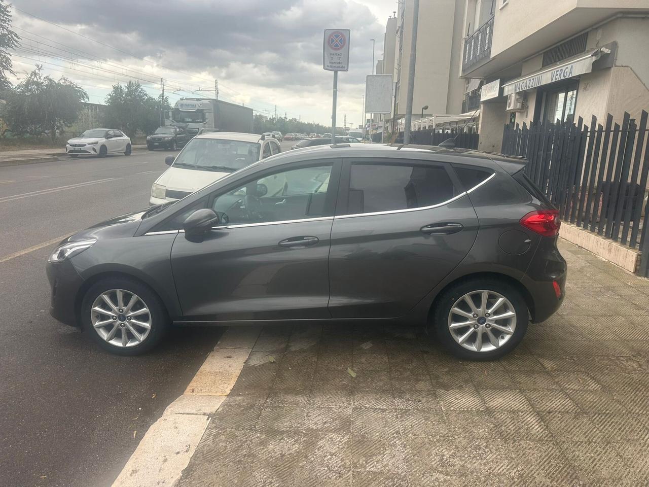 Ford Fiesta 1.5 EcoBlue 5 porte Vignale