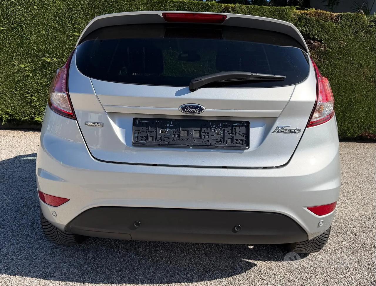 Fiesta 5p 1.0 Trend , neopatentati