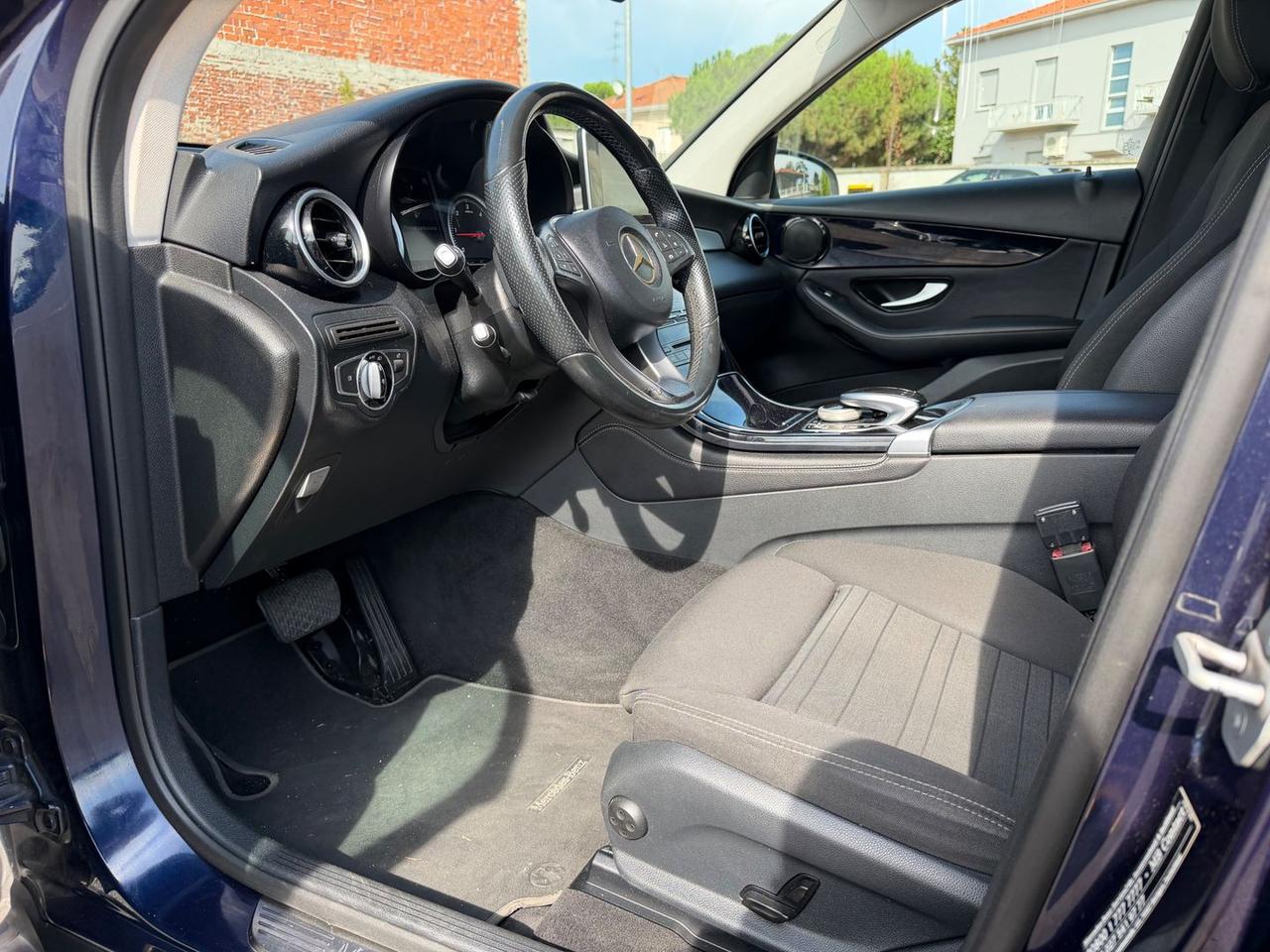 Mercedes-Benz GLC 220 D SPORT #11757