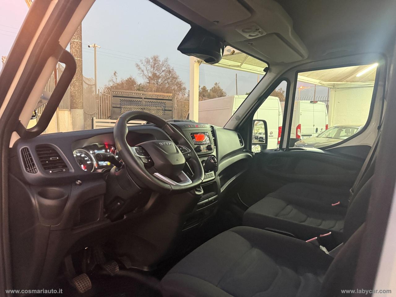 Daily 35C16D DOPPIA CABINA CASSONE FISSO 4100