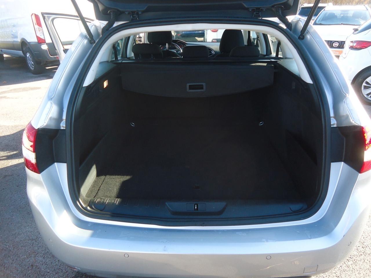 Peugeot 308 1.6 BlueHDi 100cv S&S SW Active