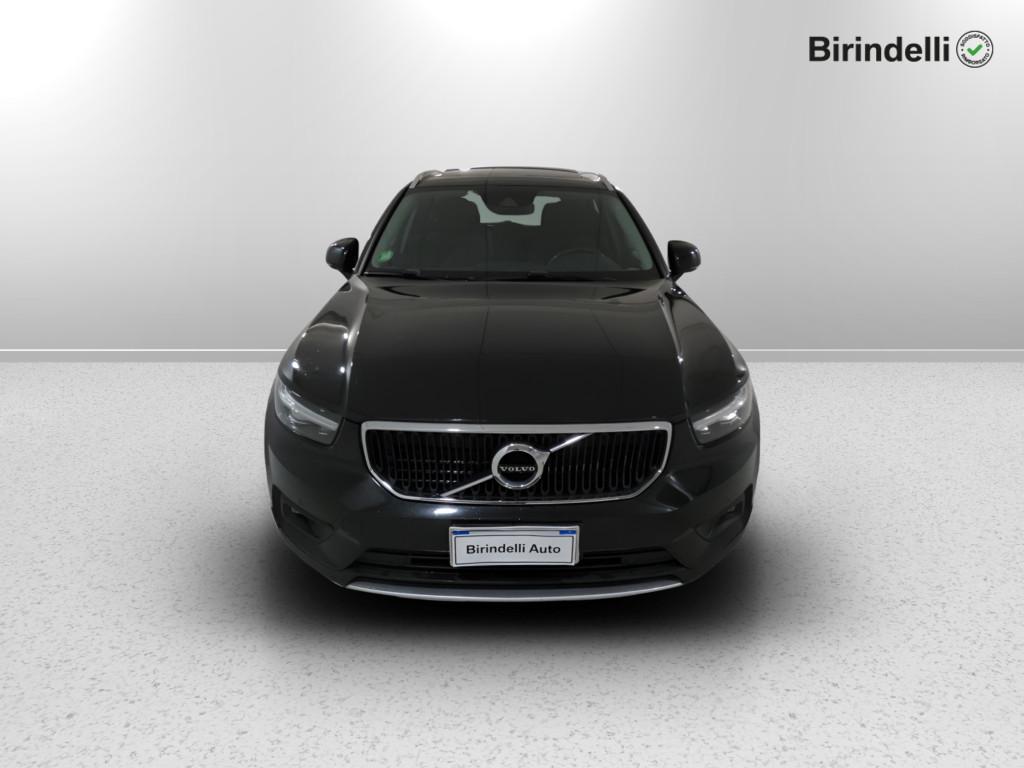 VOLVO XC40 (2017-->) - XC40 T3 Geartronic Momentum