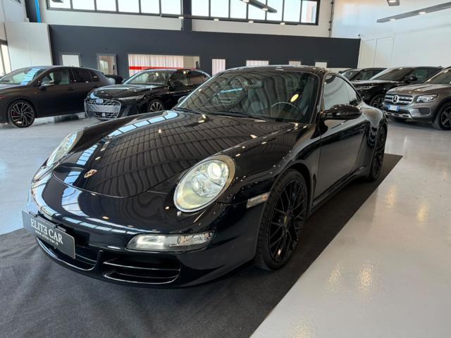PORSCHE 911 Carrera 4S Coupé