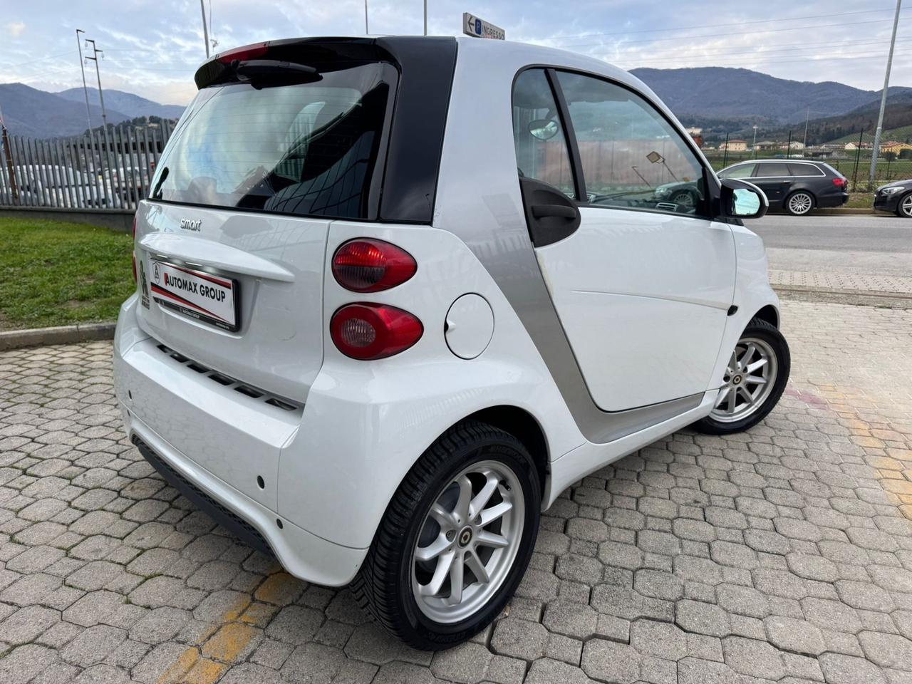 Smart ForTwo 1000 52 kW coupé passion
