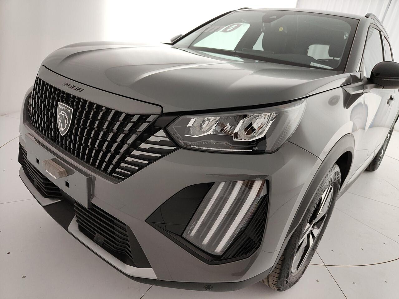 Peugeot 2008 Hybrid 136 e-DCS6 Allure