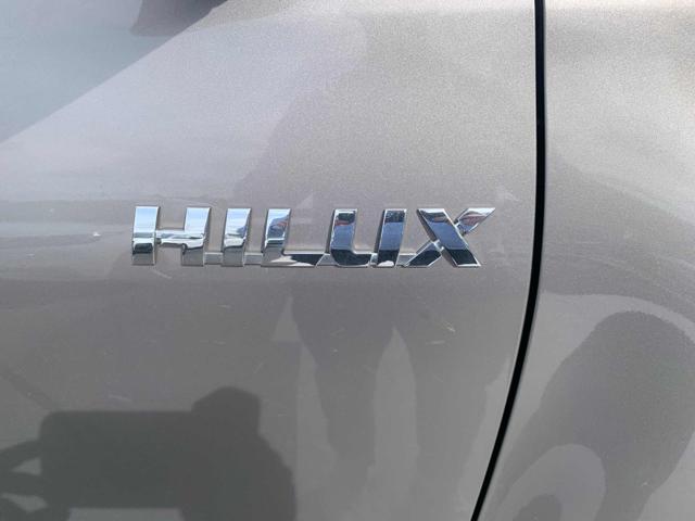 TOYOTA Hilux 2.4 D-4D 4WD 4 porte Double Cab Lounge