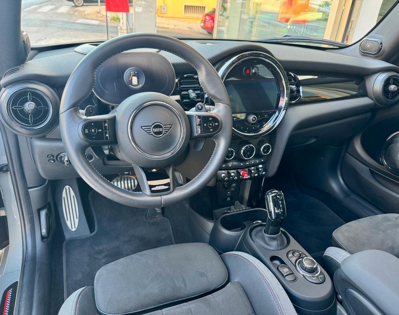 Mini 2.0 John Cooper Works Essential