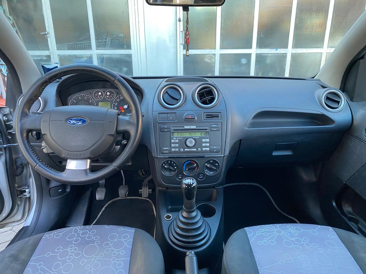 Ford Fiesta ADATTA A NEOPATENTATI 1.2 16V 5p.